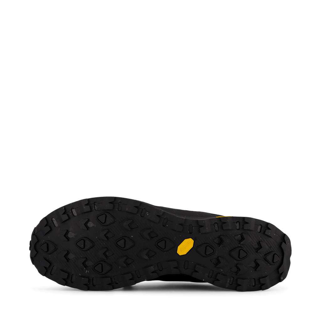 Embark Lace Shield Triple Black