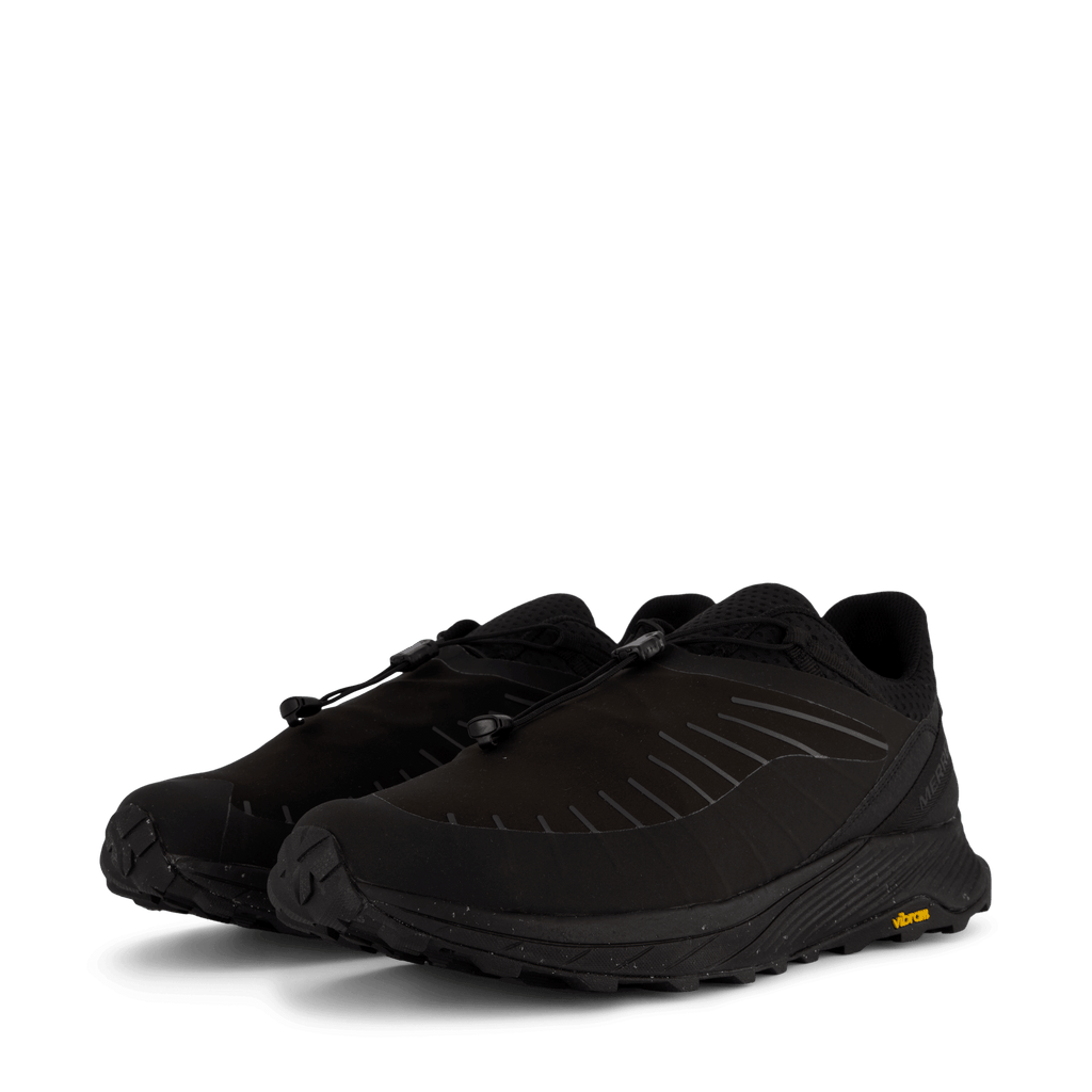 Embark Lace Shield Triple Black